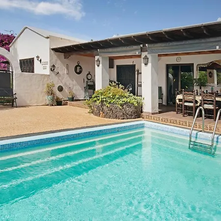 Villa Lanzarote Rural Casa Albryna *